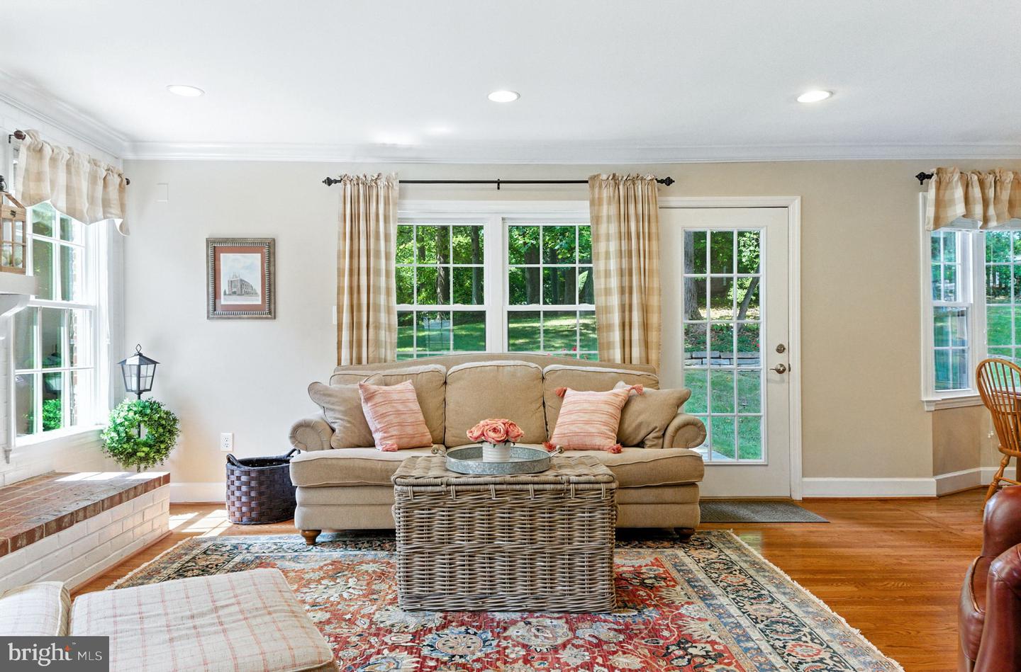 8323 EPINARD CT, ANNANDALE, Virginia 22003, 4 Bedrooms Bedrooms, ,3 BathroomsBathrooms,Residential,For sale,8323 EPINARD CT,VAFX2257348 MLS # VAFX2257348
