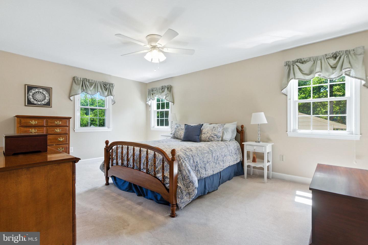 8323 EPINARD CT, ANNANDALE, Virginia 22003, 4 Bedrooms Bedrooms, ,3 BathroomsBathrooms,Residential,For sale,8323 EPINARD CT,VAFX2257348 MLS # VAFX2257348