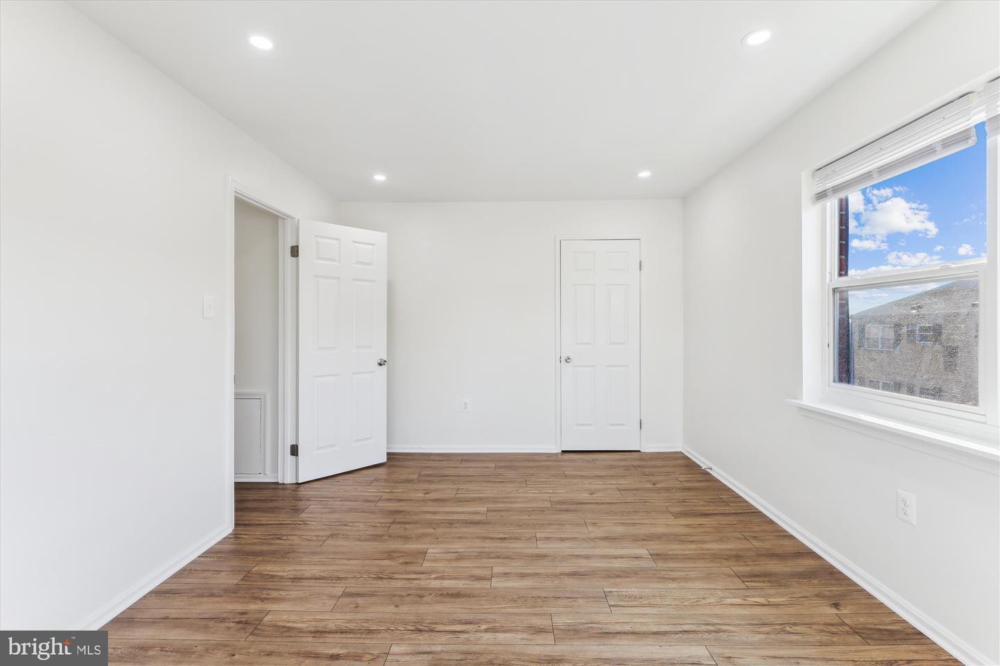 434 N ARMISTEAD ST #304, ALEXANDRIA, Virginia 22312, 1 Bedroom Bedrooms, ,1 BathroomBathrooms,Residential,For sale,434 N ARMISTEAD ST #304,VAAX2047824 MLS # VAAX2047824