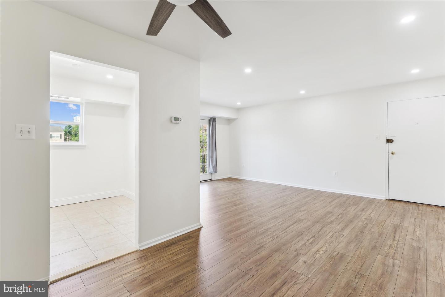 434 N ARMISTEAD ST #304, ALEXANDRIA, Virginia 22312, 1 Bedroom Bedrooms, ,1 BathroomBathrooms,Residential,For sale,434 N ARMISTEAD ST #304,VAAX2047824 MLS # VAAX2047824