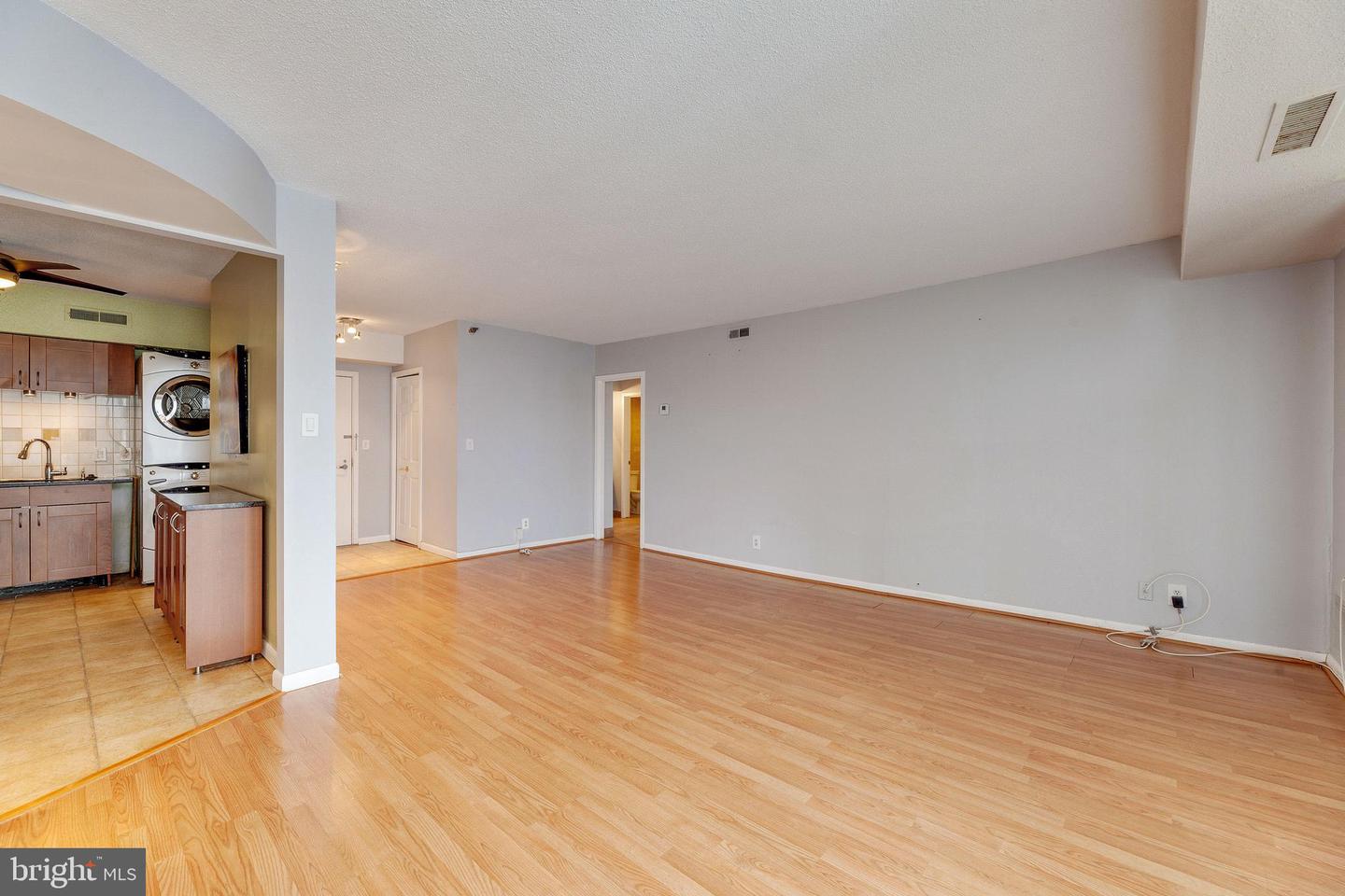 5505 SEMINARY RD #1707N, FALLS CHURCH, Virginia 22041, 1 Bedroom Bedrooms, ,1 BathroomBathrooms,Residential,For sale,5505 SEMINARY RD #1707N,VAFX2257370 MLS # VAFX2257370