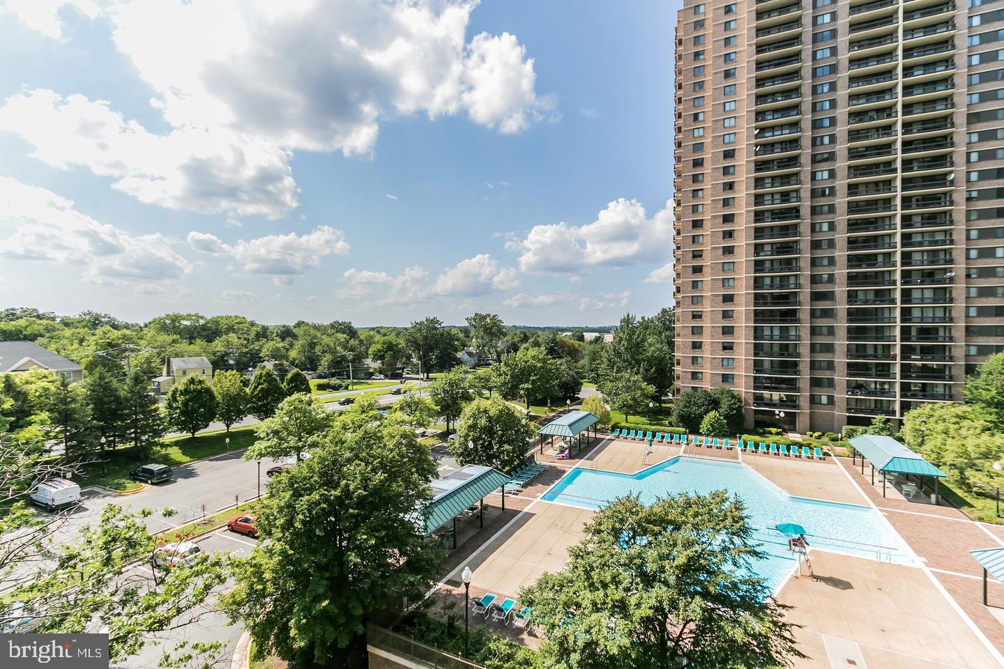 5505 SEMINARY RD #1707N, FALLS CHURCH, Virginia 22041, 1 Bedroom Bedrooms, ,1 BathroomBathrooms,Residential,For sale,5505 SEMINARY RD #1707N,VAFX2257370 MLS # VAFX2257370