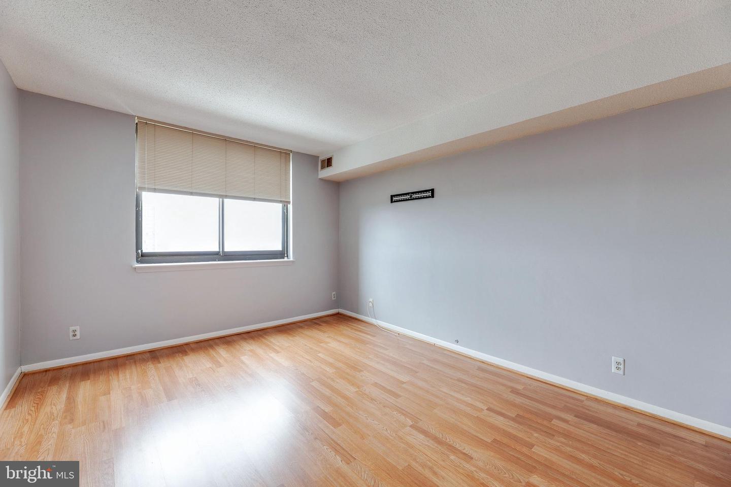 5505 SEMINARY RD #1707N, FALLS CHURCH, Virginia 22041, 1 Bedroom Bedrooms, ,1 BathroomBathrooms,Residential,For sale,5505 SEMINARY RD #1707N,VAFX2257370 MLS # VAFX2257370