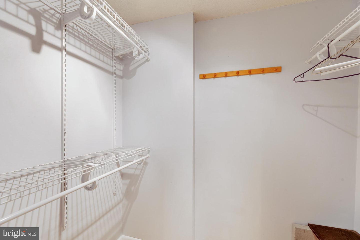 5505 SEMINARY RD #1707N, FALLS CHURCH, Virginia 22041, 1 Bedroom Bedrooms, ,1 BathroomBathrooms,Residential,For sale,5505 SEMINARY RD #1707N,VAFX2257370 MLS # VAFX2257370