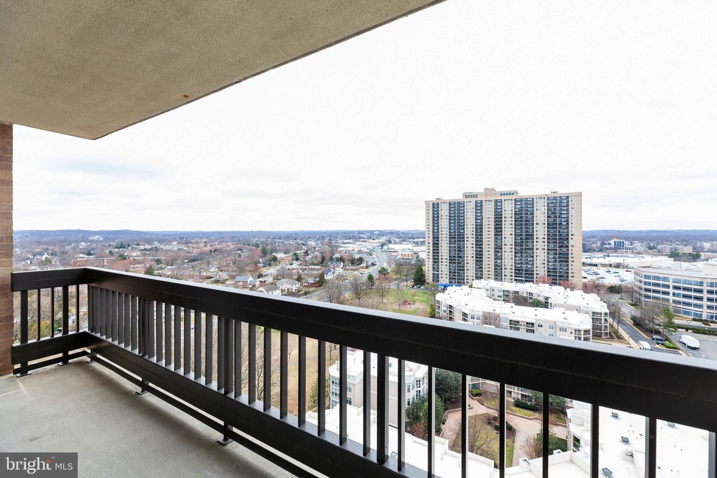 5505 SEMINARY RD #1707N, FALLS CHURCH, Virginia 22041, 1 Bedroom Bedrooms, ,1 BathroomBathrooms,Residential,For sale,5505 SEMINARY RD #1707N,VAFX2257370 MLS # VAFX2257370