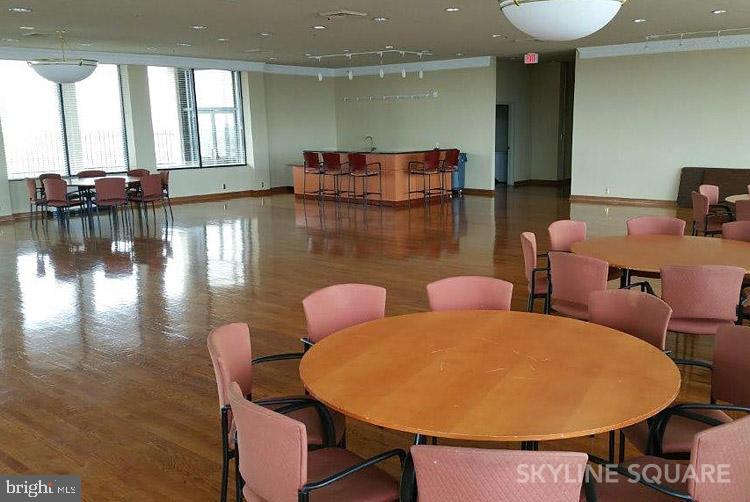 5505 SEMINARY RD #1707N, FALLS CHURCH, Virginia 22041, 1 Bedroom Bedrooms, ,1 BathroomBathrooms,Residential,For sale,5505 SEMINARY RD #1707N,VAFX2257370 MLS # VAFX2257370