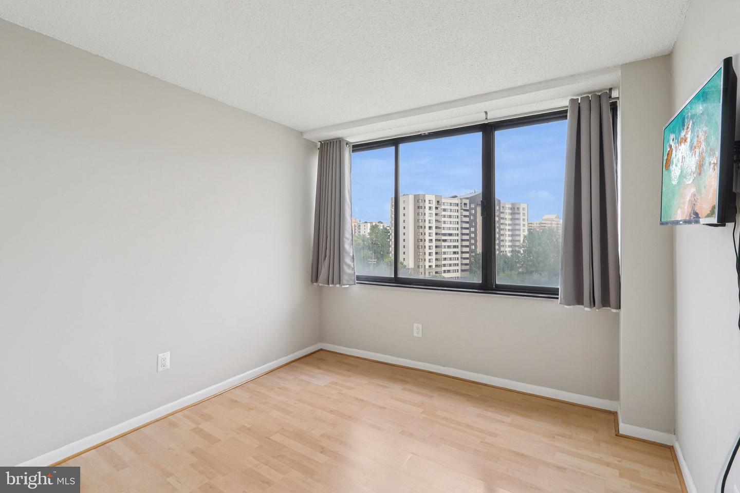 6301 STEVENSON AVE #705, ALEXANDRIA, Virginia 22304, 2 Bedrooms Bedrooms, ,2 BathroomsBathrooms,Residential,For sale,6301 STEVENSON AVE #705,VAAX2047826 MLS # VAAX2047826