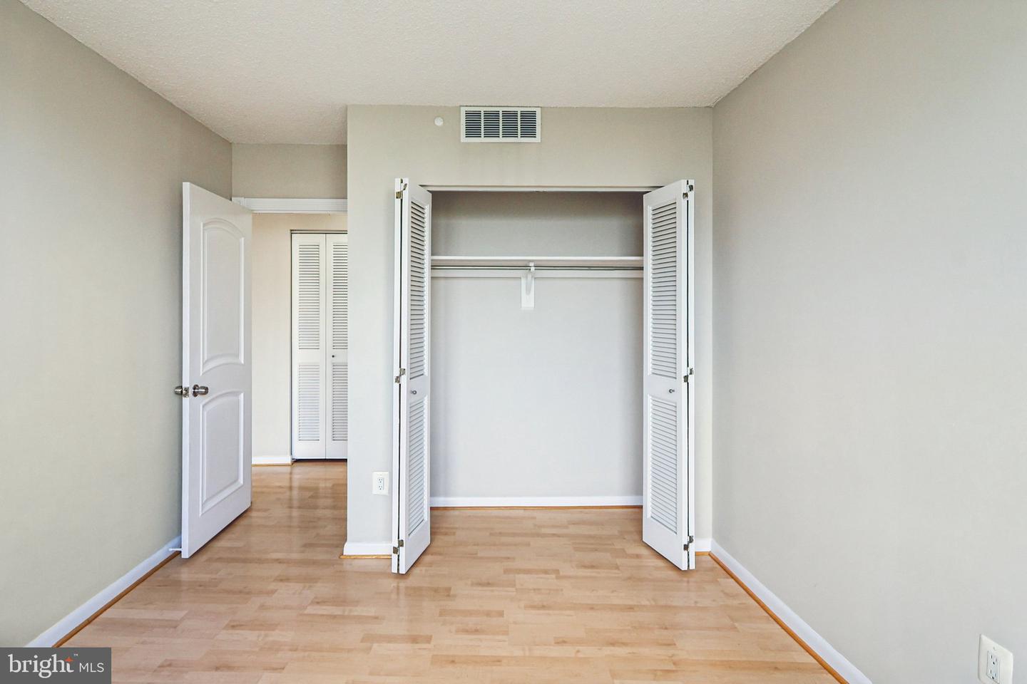 6301 STEVENSON AVE #705, ALEXANDRIA, Virginia 22304, 2 Bedrooms Bedrooms, ,2 BathroomsBathrooms,Residential,For sale,6301 STEVENSON AVE #705,VAAX2047826 MLS # VAAX2047826