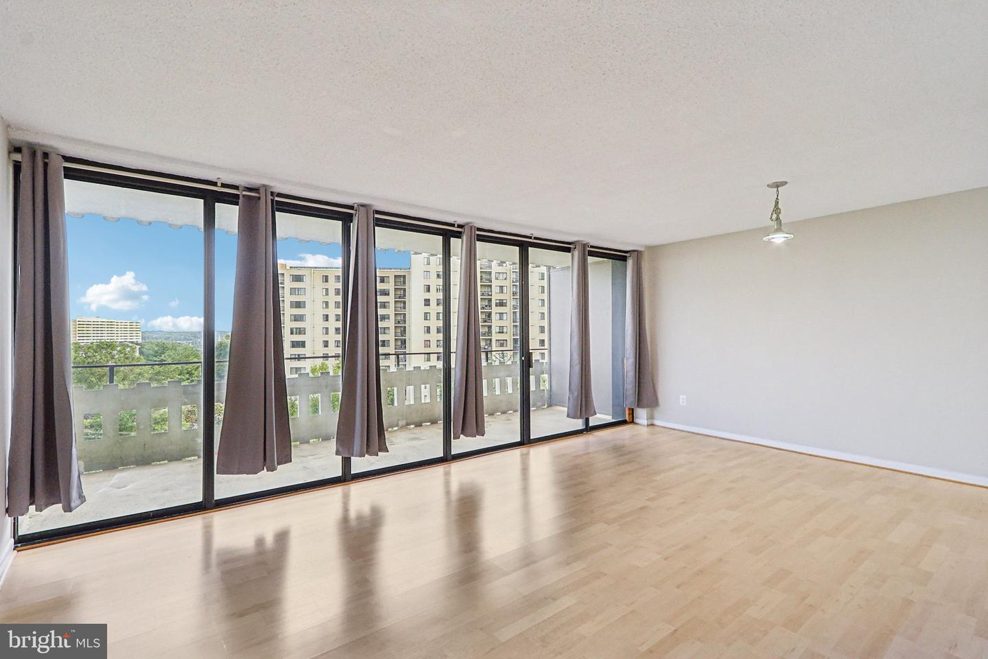 6301 STEVENSON AVE #705, ALEXANDRIA, Virginia 22304, 2 Bedrooms Bedrooms, ,2 BathroomsBathrooms,Residential,For sale,6301 STEVENSON AVE #705,VAAX2047826 MLS # VAAX2047826