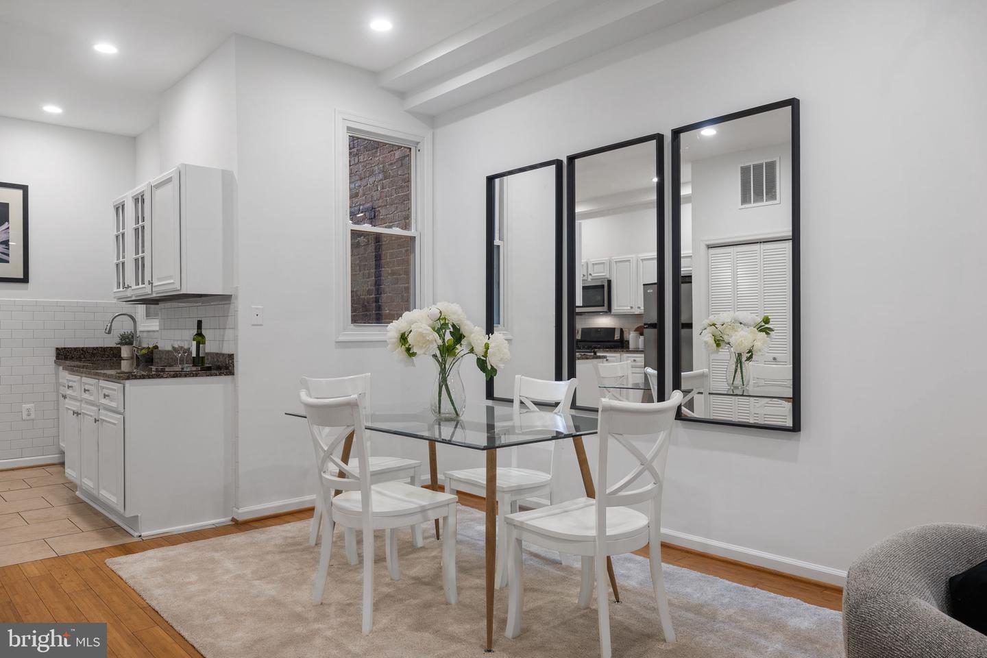 13 R ST NE #1, WASHINGTON, District Of Columbia 20002, 2 Bedrooms Bedrooms, ,2 BathroomsBathrooms,Residential,For sale,13 R ST NE #1,DCDC2211920 MLS # DCDC2211920