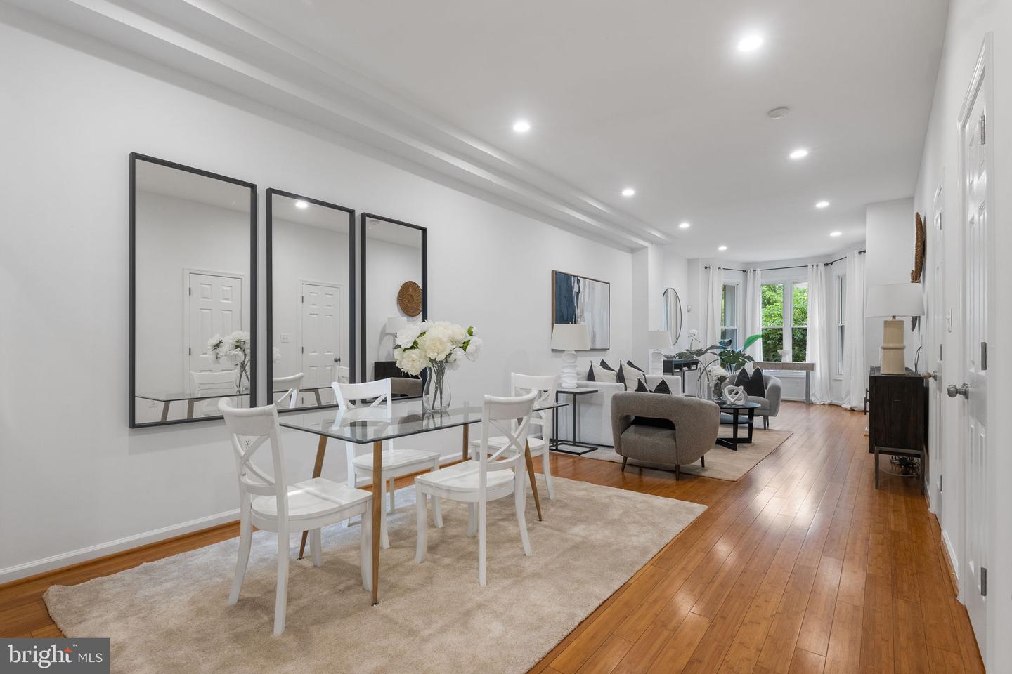 13 R ST NE #1, WASHINGTON, District Of Columbia 20002, 2 Bedrooms Bedrooms, ,2 BathroomsBathrooms,Residential,For sale,13 R ST NE #1,DCDC2211920 MLS # DCDC2211920