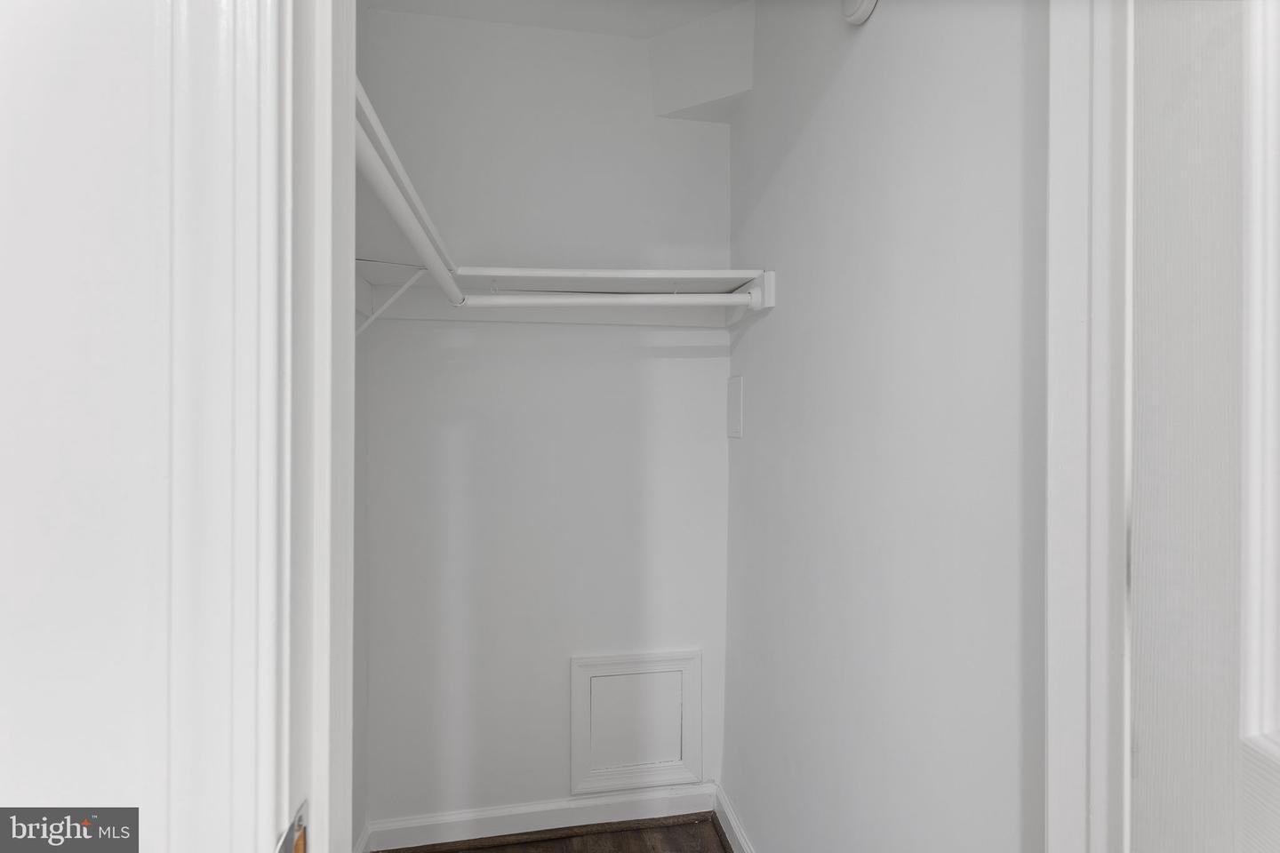 13 R ST NE #1, WASHINGTON, District Of Columbia 20002, 2 Bedrooms Bedrooms, ,2 BathroomsBathrooms,Residential,For sale,13 R ST NE #1,DCDC2211920 MLS # DCDC2211920