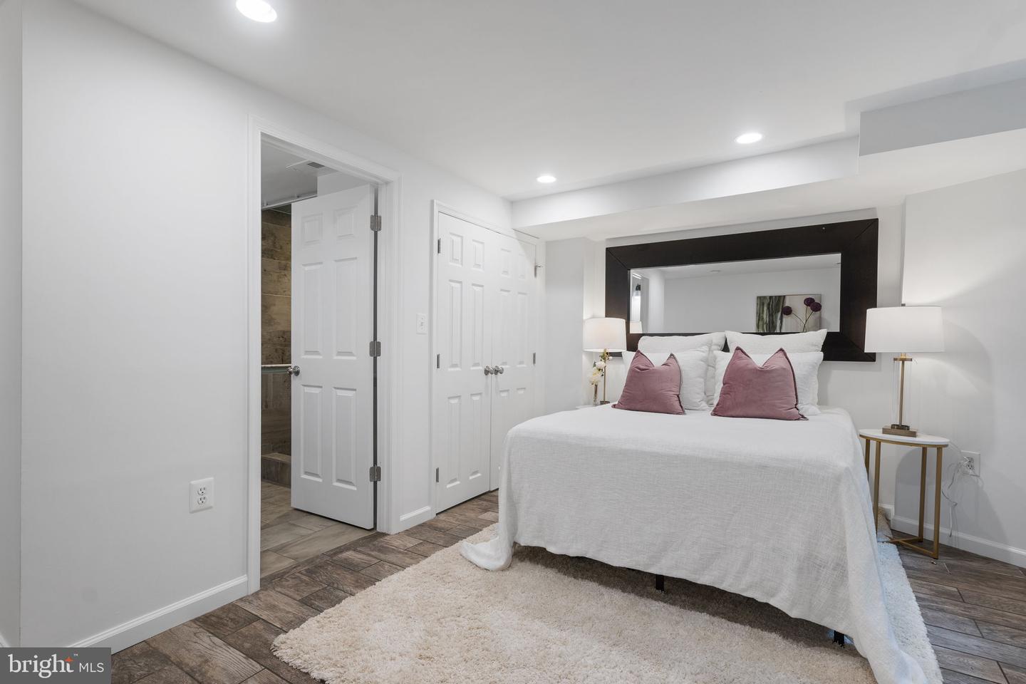 13 R ST NE #1, WASHINGTON, District Of Columbia 20002, 2 Bedrooms Bedrooms, ,2 BathroomsBathrooms,Residential,For sale,13 R ST NE #1,DCDC2211920 MLS # DCDC2211920