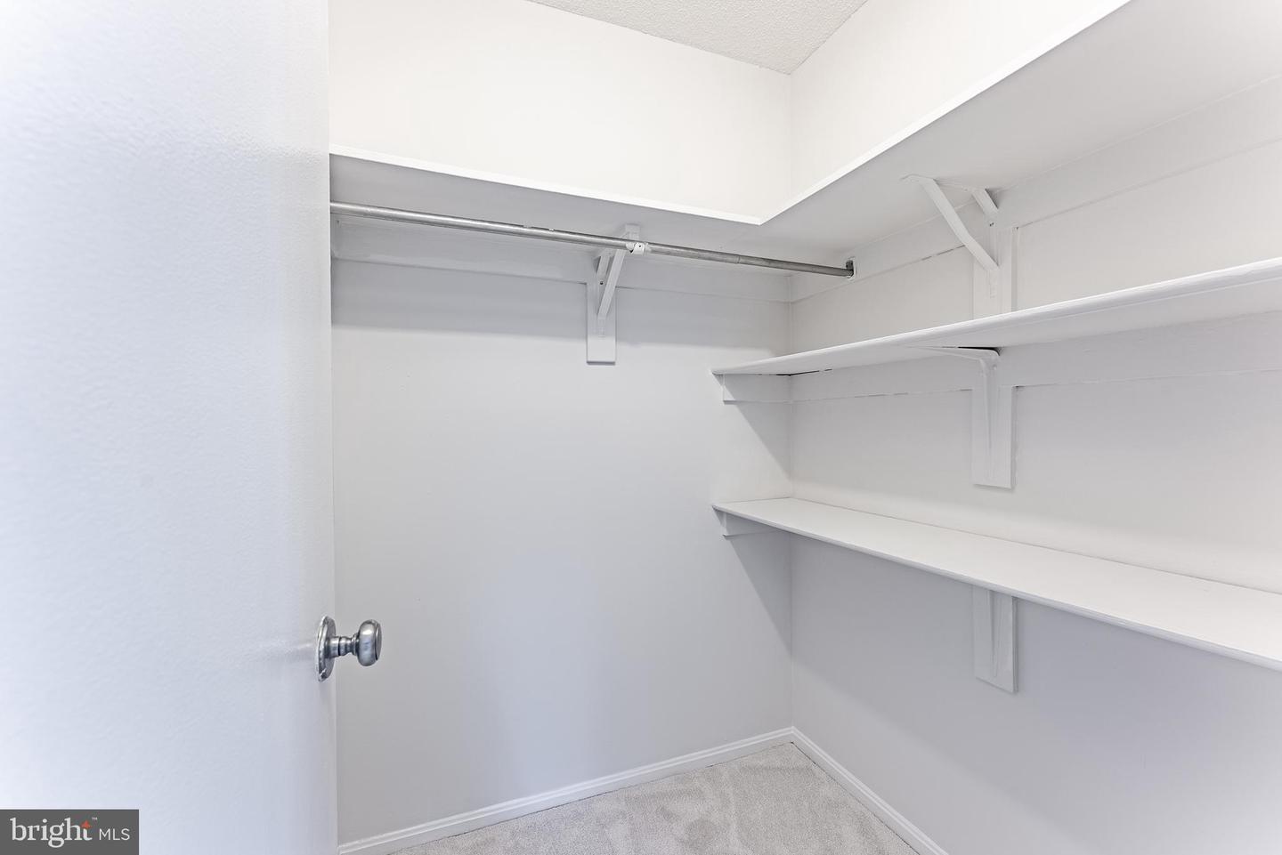 203 YOAKUM PKWY #403, ALEXANDRIA, Virginia 22304, 2 Bedrooms Bedrooms, ,2 BathroomsBathrooms,Residential,For sale,203 YOAKUM PKWY #403,VAAX2047782 MLS # VAAX2047782