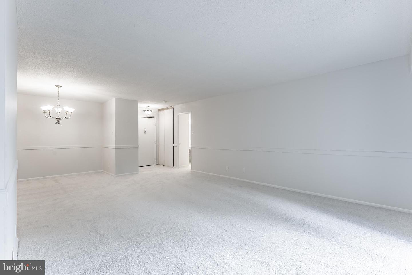 203 YOAKUM PKWY #403, ALEXANDRIA, Virginia 22304, 2 Bedrooms Bedrooms, ,2 BathroomsBathrooms,Residential,For sale,203 YOAKUM PKWY #403,VAAX2047782 MLS # VAAX2047782