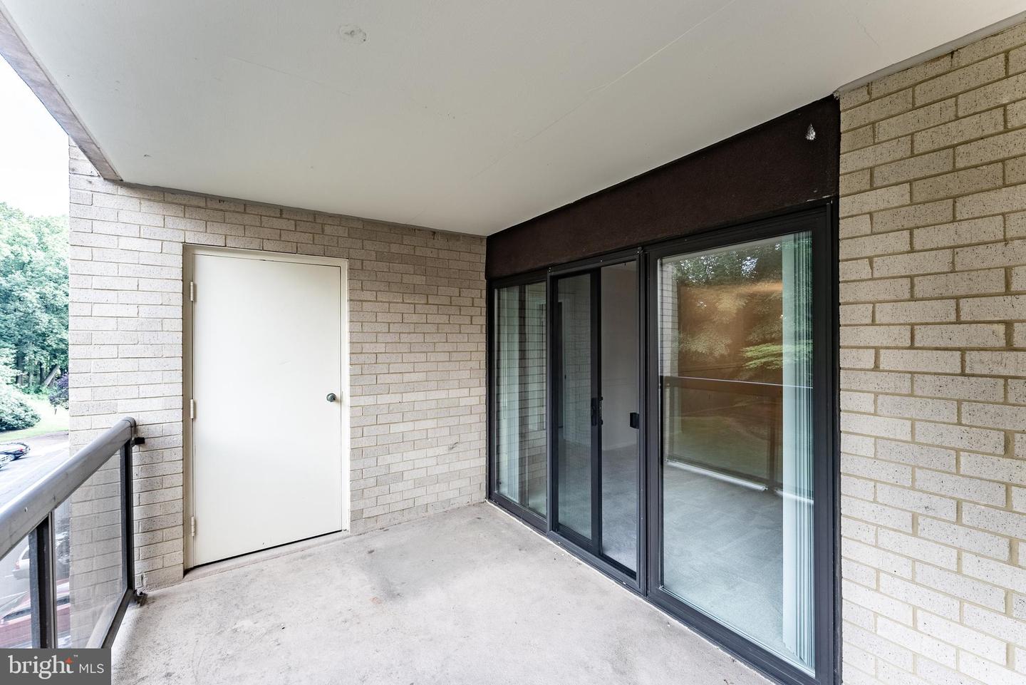 203 YOAKUM PKWY #403, ALEXANDRIA, Virginia 22304, 2 Bedrooms Bedrooms, ,2 BathroomsBathrooms,Residential,For sale,203 YOAKUM PKWY #403,VAAX2047782 MLS # VAAX2047782