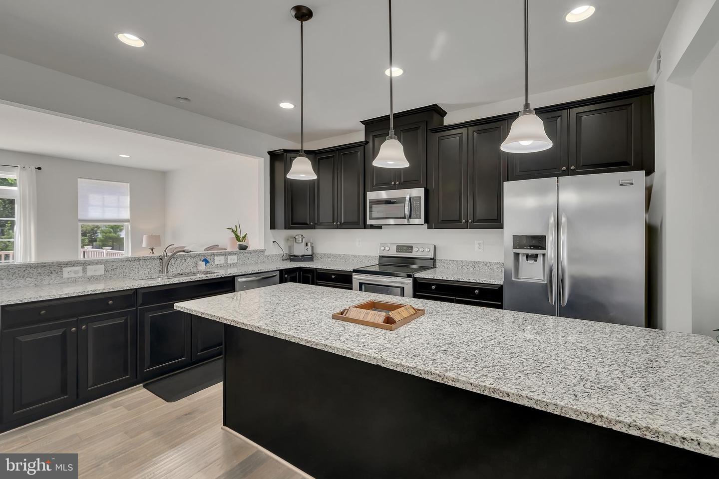 8428 GIRVAN CT, MANASSAS, Virginia 20109, 3 Bedrooms Bedrooms, ,3 BathroomsBathrooms,Residential,For sale,8428 GIRVAN CT,VAPW2099824 MLS # VAPW2099824