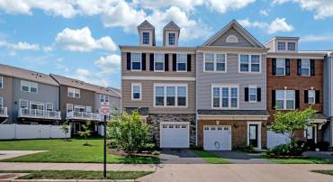 8428 GIRVAN CT, MANASSAS, Virginia 20109, 3 Bedrooms Bedrooms, ,3 BathroomsBathrooms,Residential,For sale,8428 GIRVAN CT,VAPW2099824 MLS # VAPW2099824