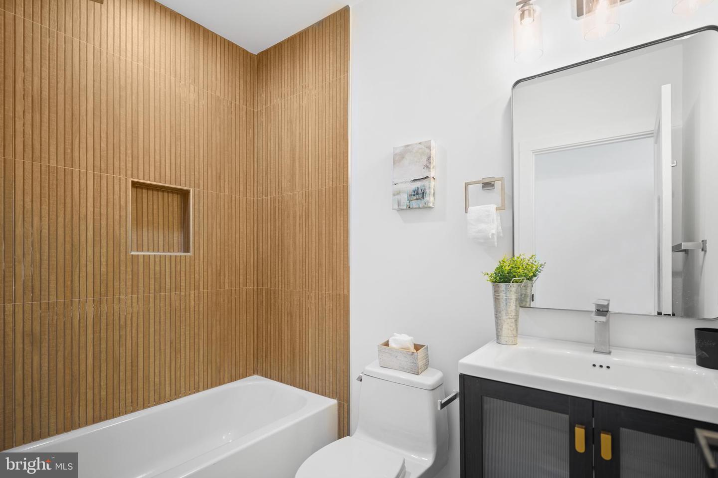 4212 7TH ST NW, WASHINGTON, District Of Columbia 20011, 4 Bedrooms Bedrooms, ,3 BathroomsBathrooms,Residential,For sale,4212 7TH ST NW,DCDC2211932 MLS # DCDC2211932