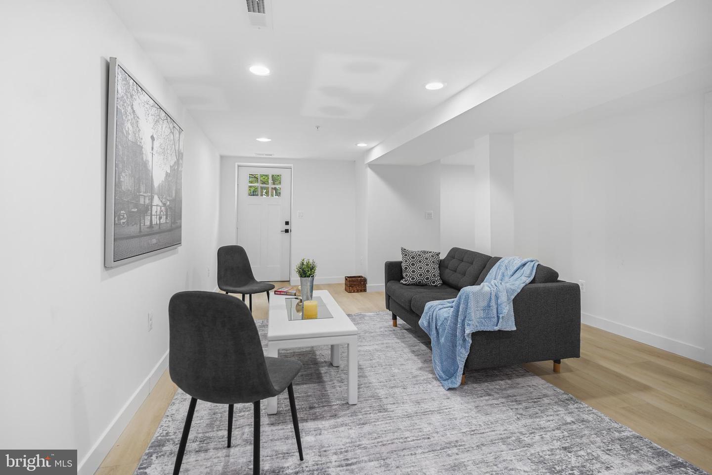 4212 7TH ST NW, WASHINGTON, District Of Columbia 20011, 4 Bedrooms Bedrooms, ,3 BathroomsBathrooms,Residential,For sale,4212 7TH ST NW,DCDC2211932 MLS # DCDC2211932
