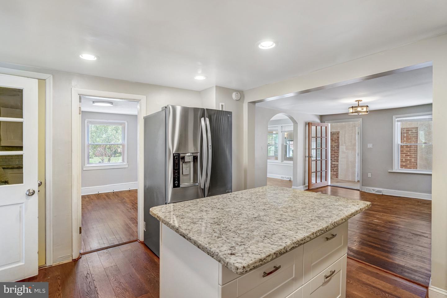 6437 HOLYOKE DR, ANNANDALE, Virginia 22003, 3 Bedrooms Bedrooms, ,2 BathroomsBathrooms,Residential,For sale,6437 HOLYOKE DR,VAFX2257252 MLS # VAFX2257252