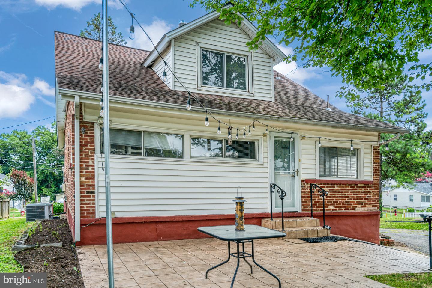 6437 HOLYOKE DR, ANNANDALE, Virginia 22003, 3 Bedrooms Bedrooms, ,2 BathroomsBathrooms,Residential,For sale,6437 HOLYOKE DR,VAFX2257252 MLS # VAFX2257252