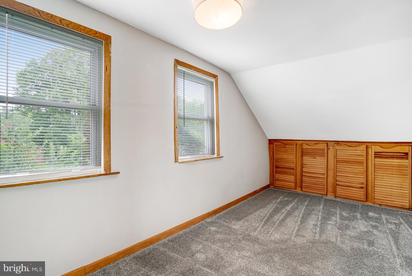 6437 HOLYOKE DR, ANNANDALE, Virginia 22003, 3 Bedrooms Bedrooms, ,2 BathroomsBathrooms,Residential,For sale,6437 HOLYOKE DR,VAFX2257252 MLS # VAFX2257252