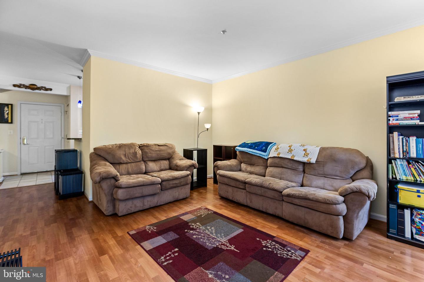 7011 FALLS REACH DR #205, FALLS CHURCH, Virginia 22043, 2 Bedrooms Bedrooms, ,2 BathroomsBathrooms,Residential,For sale,7011 FALLS REACH DR #205,VAFX2257264 MLS # VAFX2257264