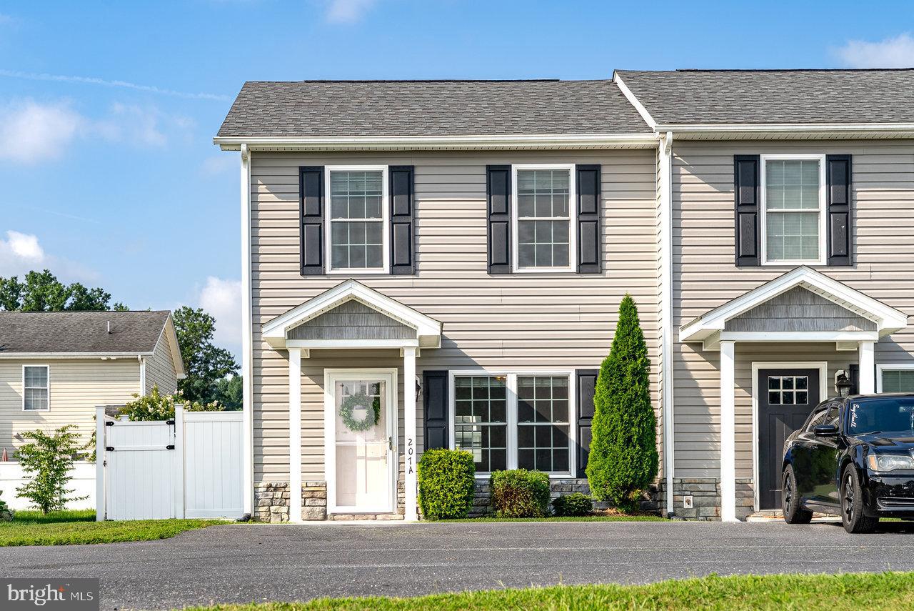 207 15TH ST #A, GROTTOES, Virginia 24441, 2 Bedrooms Bedrooms, ,2 BathroomsBathrooms,Residential,For sale,207 15TH ST #A,VAAG2002638 MLS # VAAG2002638
