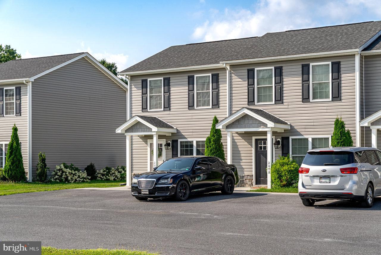 207 15TH ST #A, GROTTOES, Virginia 24441, 2 Bedrooms Bedrooms, ,2 BathroomsBathrooms,Residential,For sale,207 15TH ST #A,VAAG2002638 MLS # VAAG2002638