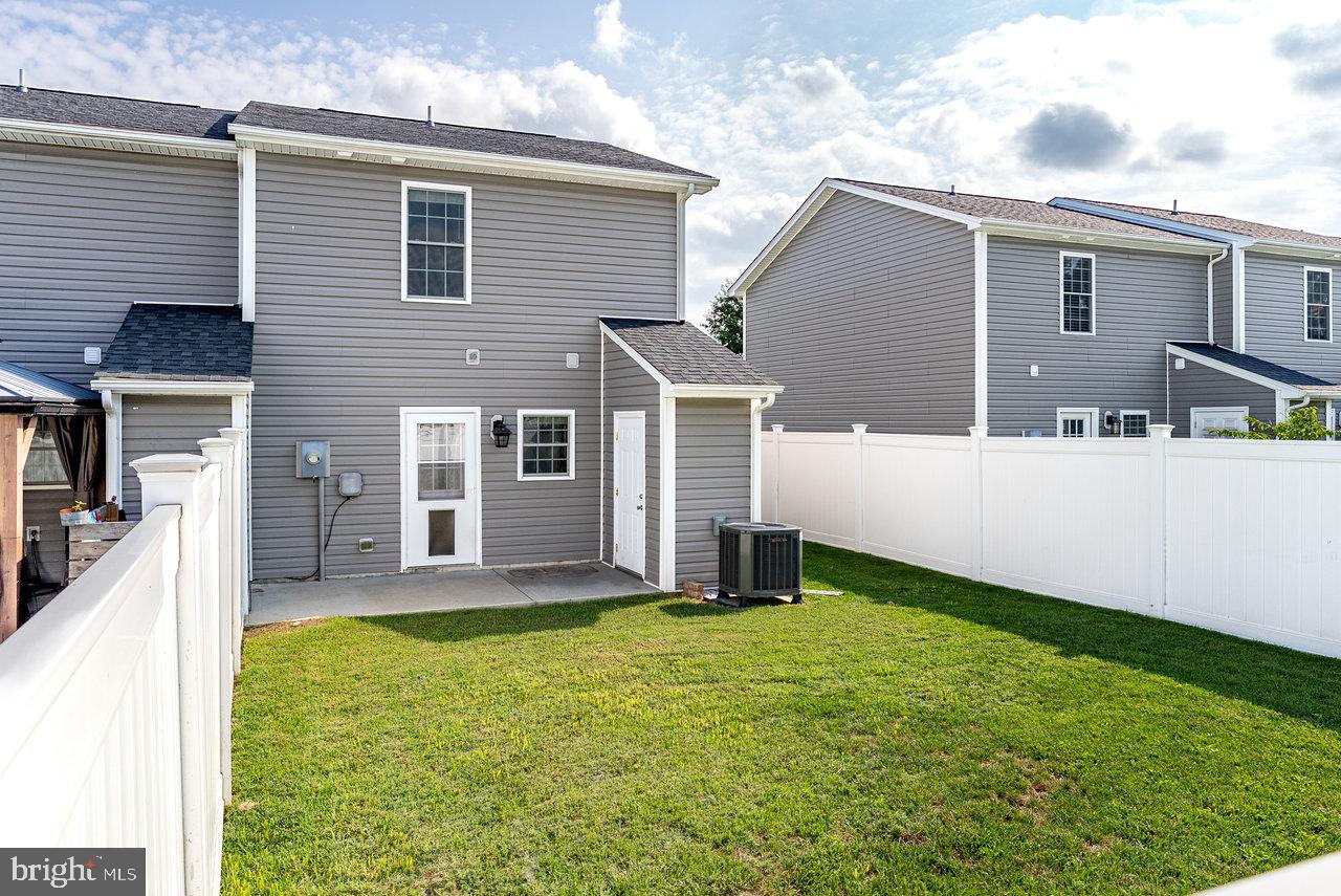 207 15TH ST #A, GROTTOES, Virginia 24441, 2 Bedrooms Bedrooms, ,2 BathroomsBathrooms,Residential,For sale,207 15TH ST #A,VAAG2002638 MLS # VAAG2002638
