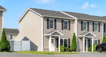 207 15TH ST #A, GROTTOES, Virginia 24441, 2 Bedrooms Bedrooms, ,2 BathroomsBathrooms,Residential,For sale,207 15TH ST #A,VAAG2002638 MLS # VAAG2002638