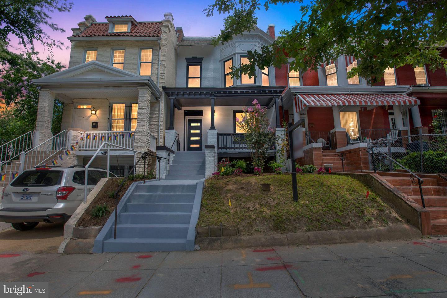 4017 14TH ST NW, WASHINGTON, District Of Columbia 20011, 4 Bedrooms Bedrooms, 8 Rooms Rooms,3 BathroomsBathrooms,Residential,For sale,4017 14TH ST NW,DCDC2211988 MLS # DCDC2211988