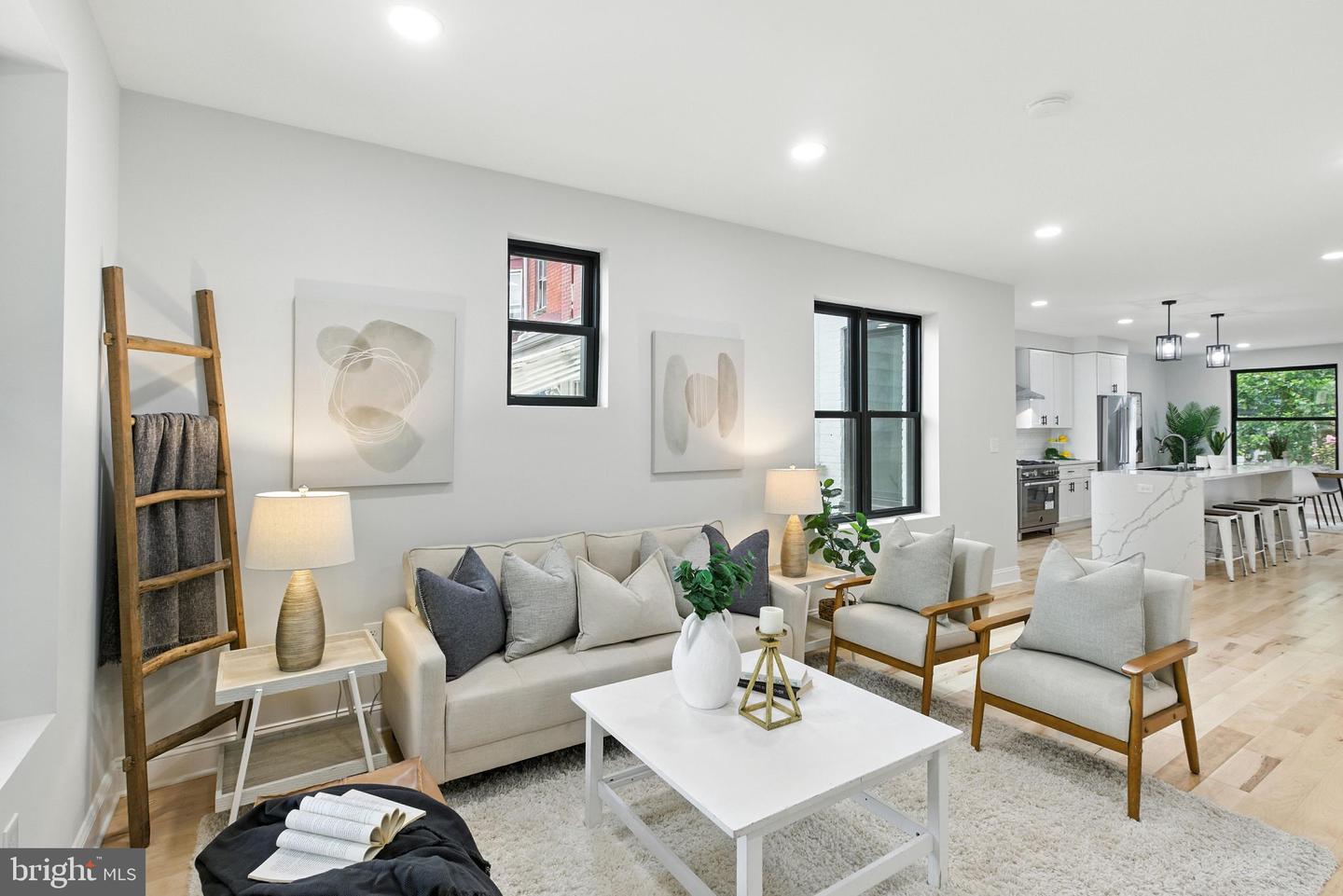 4017 14TH ST NW, WASHINGTON, District Of Columbia 20011, 4 Bedrooms Bedrooms, 8 Rooms Rooms,3 BathroomsBathrooms,Residential,For sale,4017 14TH ST NW,DCDC2211988 MLS # DCDC2211988