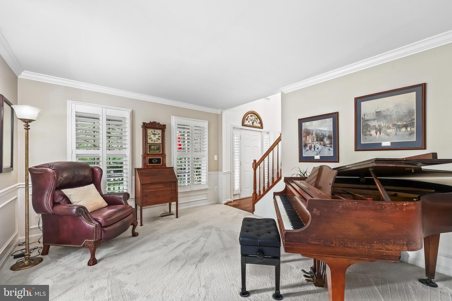 6843 LOCHMERE DR, MANASSAS, Virginia 20112, 4 Bedrooms Bedrooms, 8 Rooms Rooms,3 BathroomsBathrooms,Residential,For sale,6843 LOCHMERE DR,VAPW2099974 MLS # VAPW2099974