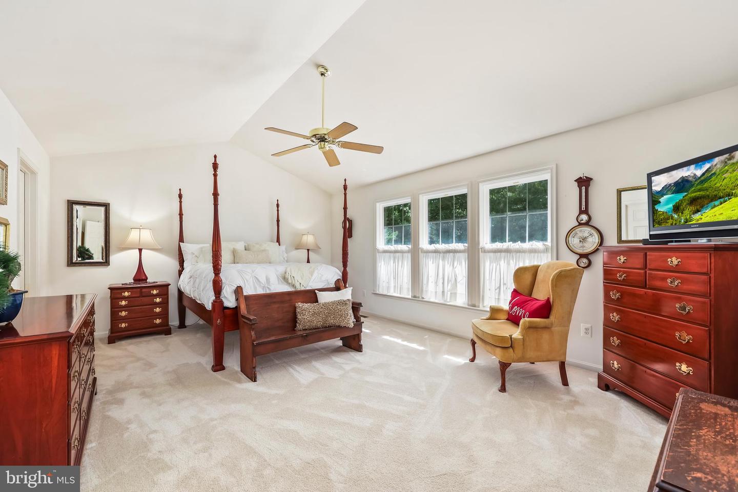 6843 LOCHMERE DR, MANASSAS, Virginia 20112, 4 Bedrooms Bedrooms, 8 Rooms Rooms,3 BathroomsBathrooms,Residential,For sale,6843 LOCHMERE DR,VAPW2099974 MLS # VAPW2099974