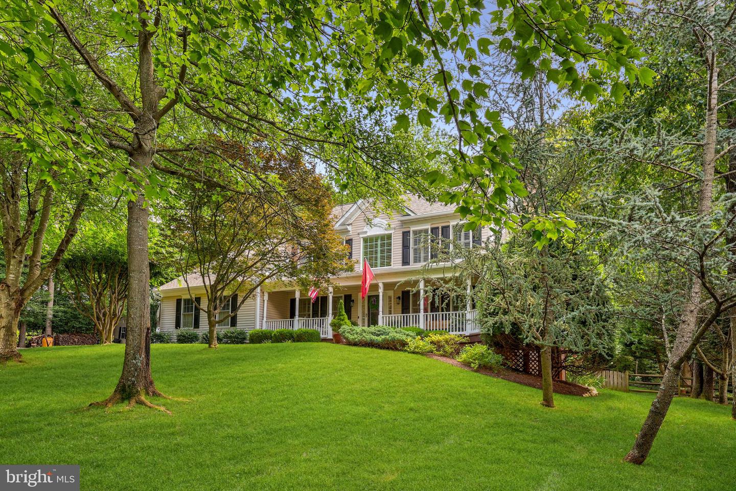 6843 LOCHMERE DR, MANASSAS, Virginia 20112, 4 Bedrooms Bedrooms, 8 Rooms Rooms,3 BathroomsBathrooms,Residential,For sale,6843 LOCHMERE DR,VAPW2099974 MLS # VAPW2099974