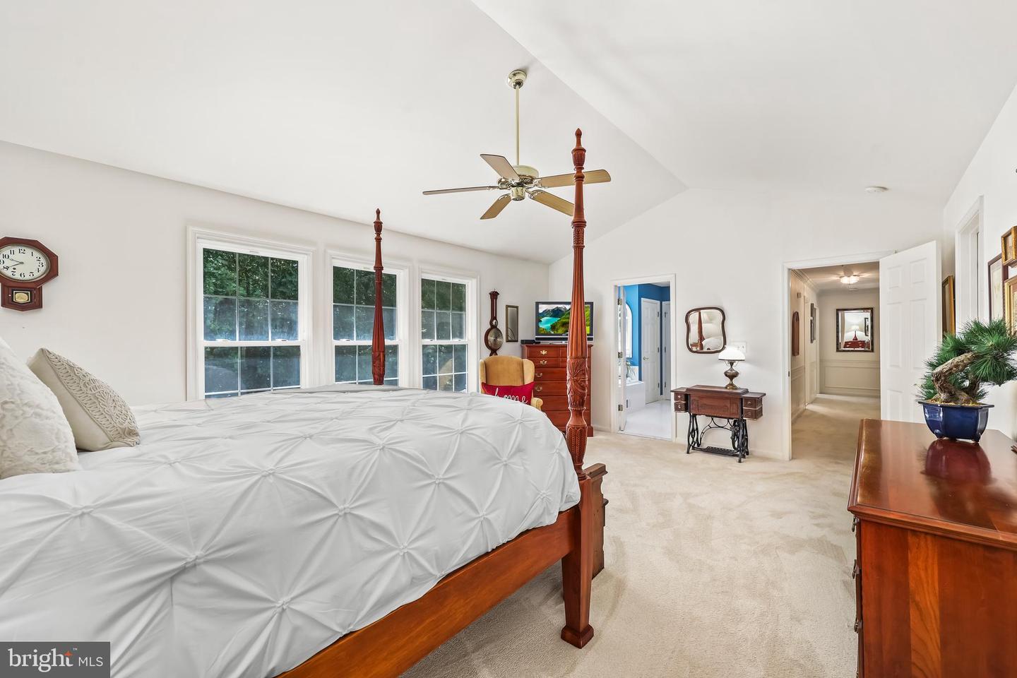 6843 LOCHMERE DR, MANASSAS, Virginia 20112, 4 Bedrooms Bedrooms, 8 Rooms Rooms,3 BathroomsBathrooms,Residential,For sale,6843 LOCHMERE DR,VAPW2099974 MLS # VAPW2099974