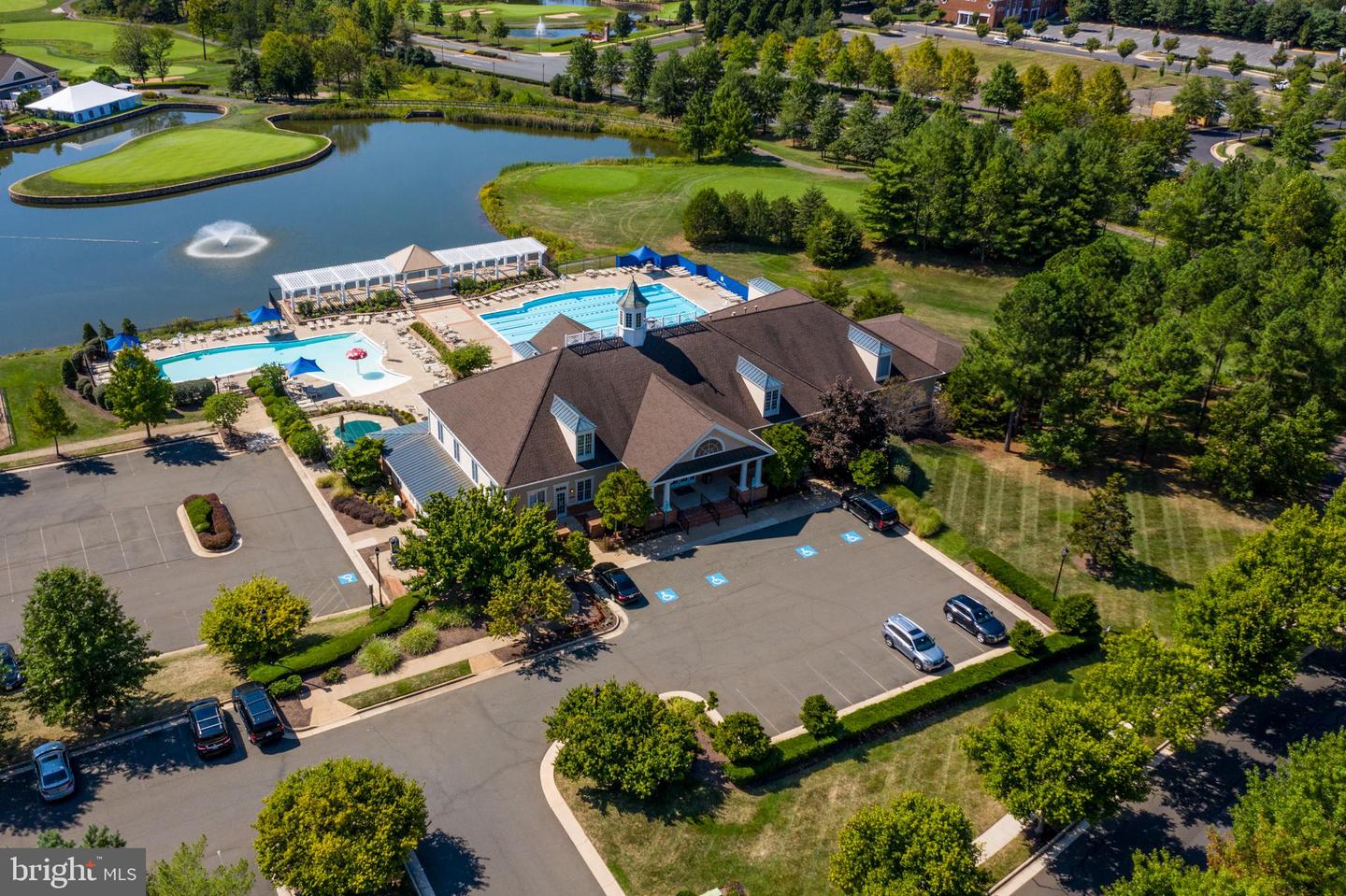 15136 GOLF VIEW DR, HAYMARKET, Virginia 20169, 4 Bedrooms Bedrooms, ,3 BathroomsBathrooms,Residential,For sale,15136 GOLF VIEW DR,VAPW2099982 MLS # VAPW2099982