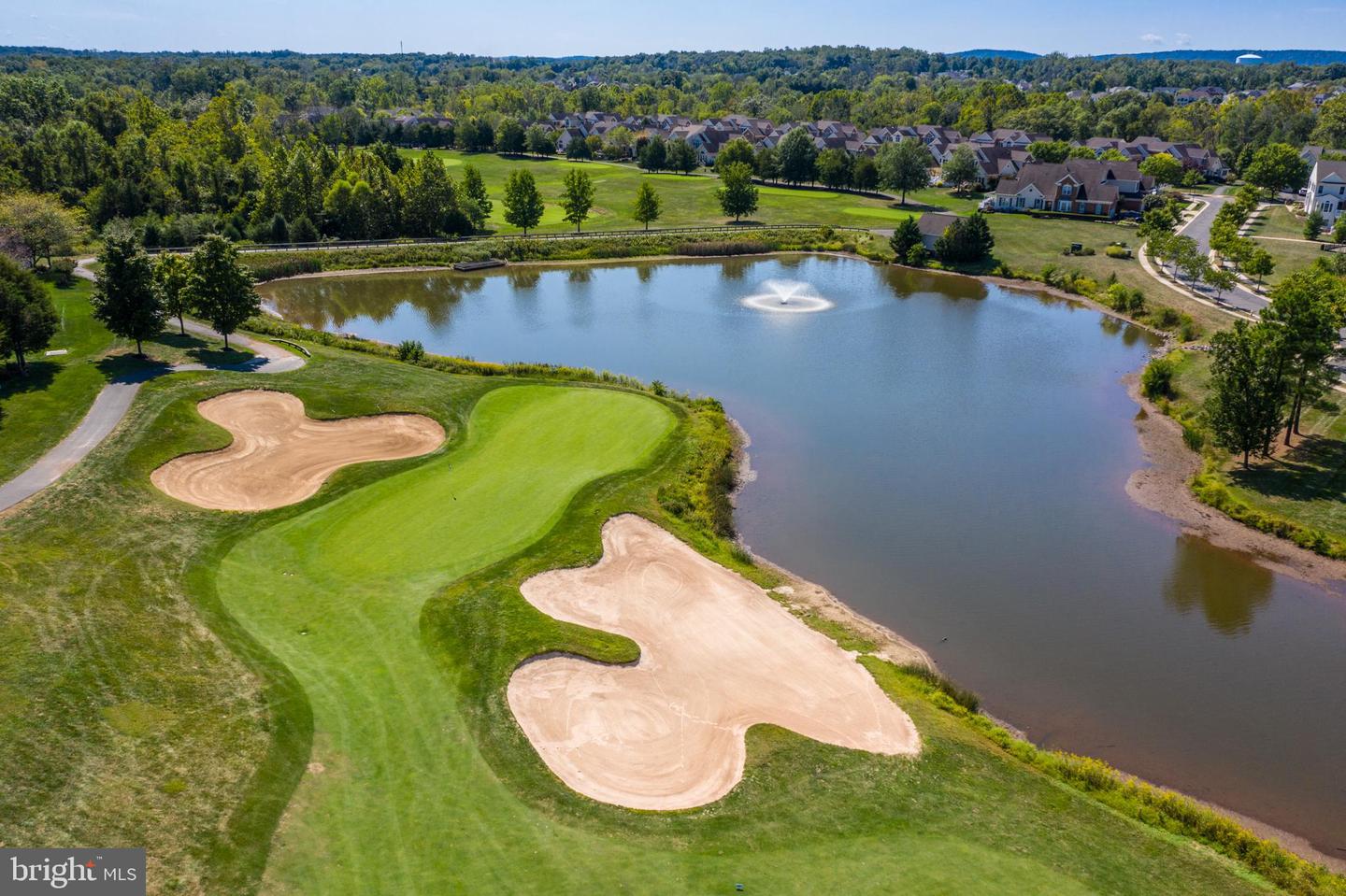 15136 GOLF VIEW DR, HAYMARKET, Virginia 20169, 4 Bedrooms Bedrooms, ,3 BathroomsBathrooms,Residential,For sale,15136 GOLF VIEW DR,VAPW2099982 MLS # VAPW2099982