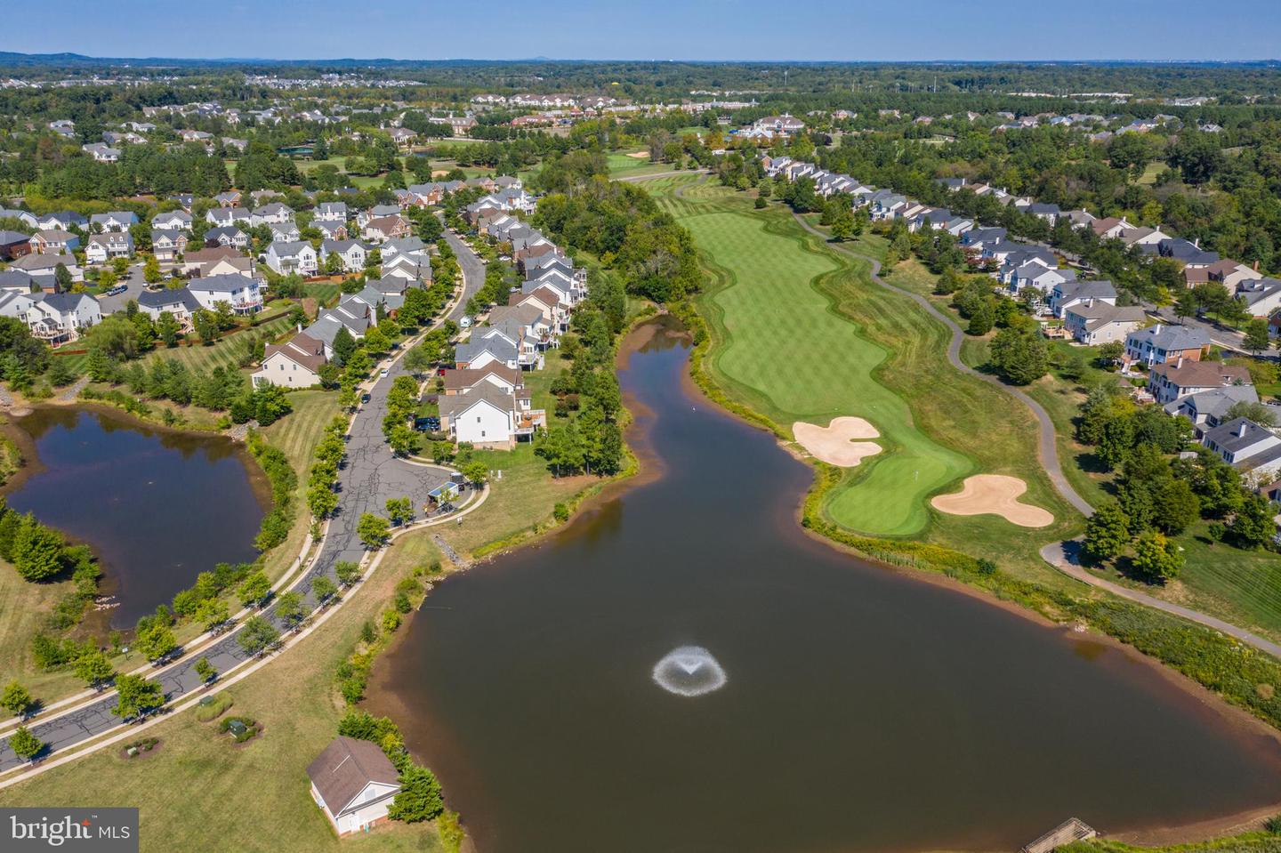 15136 GOLF VIEW DR, HAYMARKET, Virginia 20169, 4 Bedrooms Bedrooms, ,3 BathroomsBathrooms,Residential,For sale,15136 GOLF VIEW DR,VAPW2099982 MLS # VAPW2099982