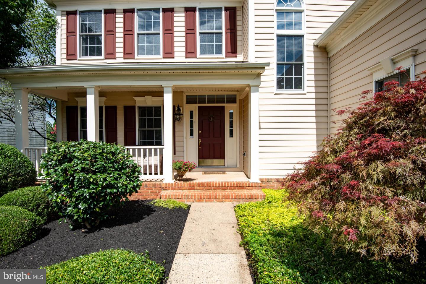 15136 GOLF VIEW DR, HAYMARKET, Virginia 20169, 4 Bedrooms Bedrooms, ,3 BathroomsBathrooms,Residential,For sale,15136 GOLF VIEW DR,VAPW2099982 MLS # VAPW2099982