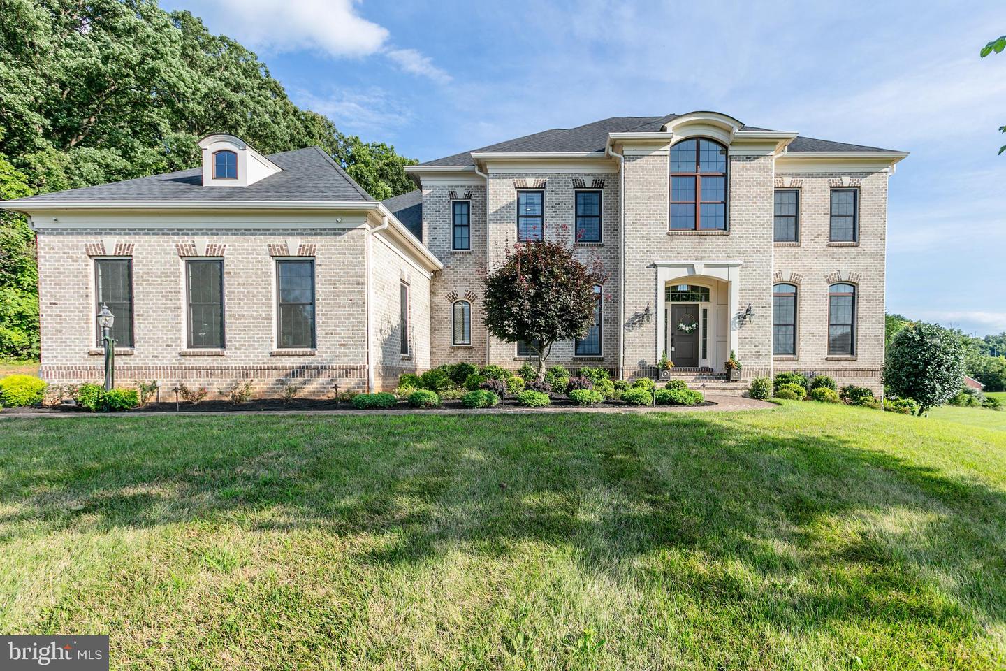 17038 GRINDSTONE CT, LEESBURG, Virginia 20176, 4 Bedrooms Bedrooms, ,3 BathroomsBathrooms,Residential,For sale,17038 GRINDSTONE CT,VALO2103142 MLS # VALO2103142
