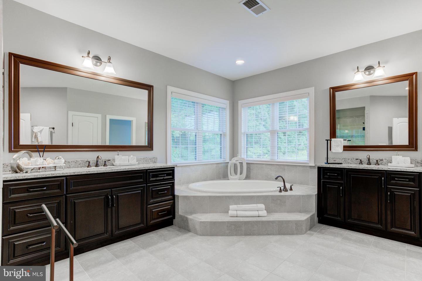17038 GRINDSTONE CT, LEESBURG, Virginia 20176, 4 Bedrooms Bedrooms, ,3 BathroomsBathrooms,Residential,For sale,17038 GRINDSTONE CT,VALO2103142 MLS # VALO2103142