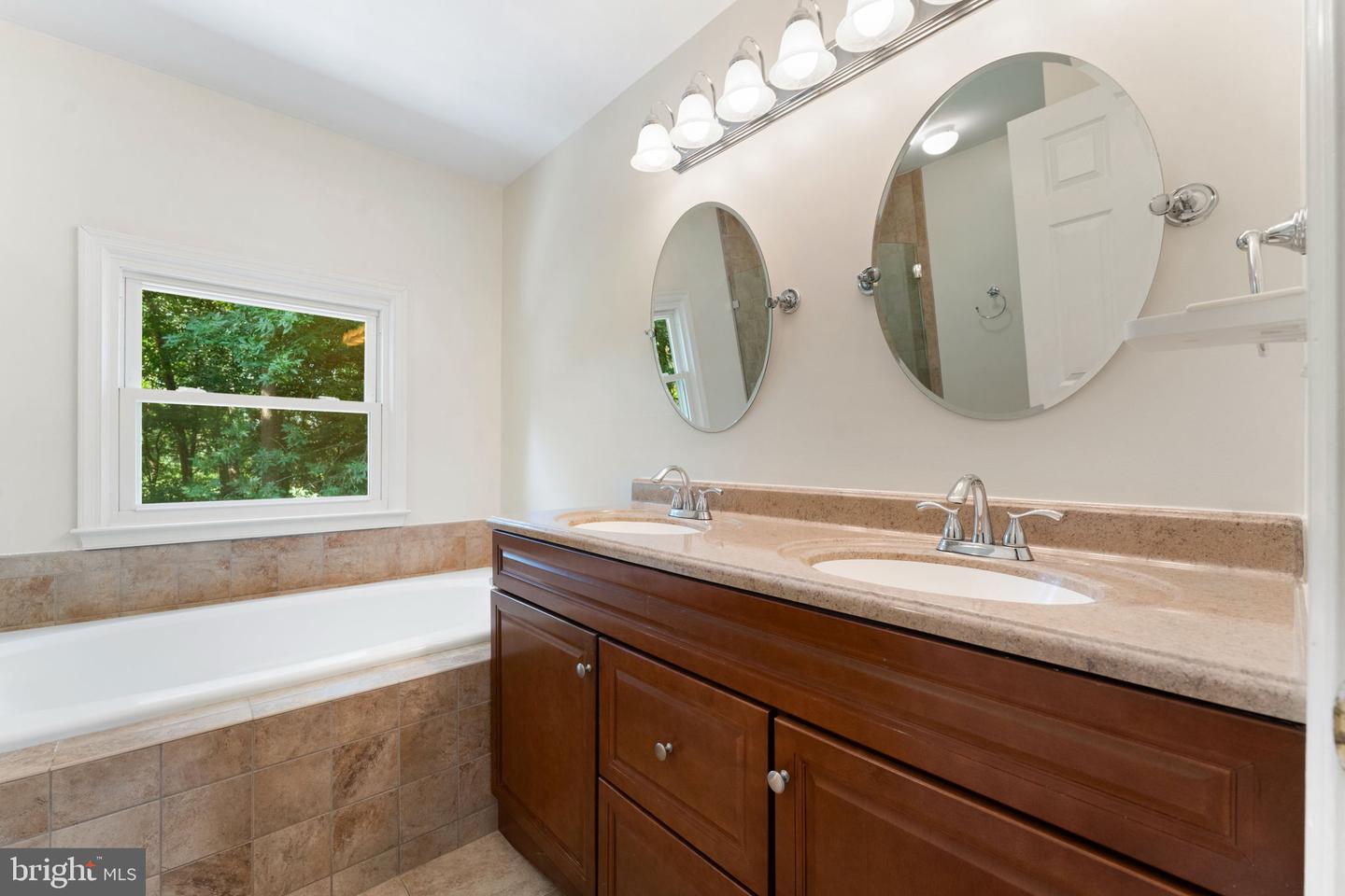 15107 WETHERBURN DR, CENTREVILLE, Virginia 20120, 6 Bedrooms Bedrooms, ,4 BathroomsBathrooms,Residential,For sale,15107 WETHERBURN DR,VAFX2257532 MLS # VAFX2257532