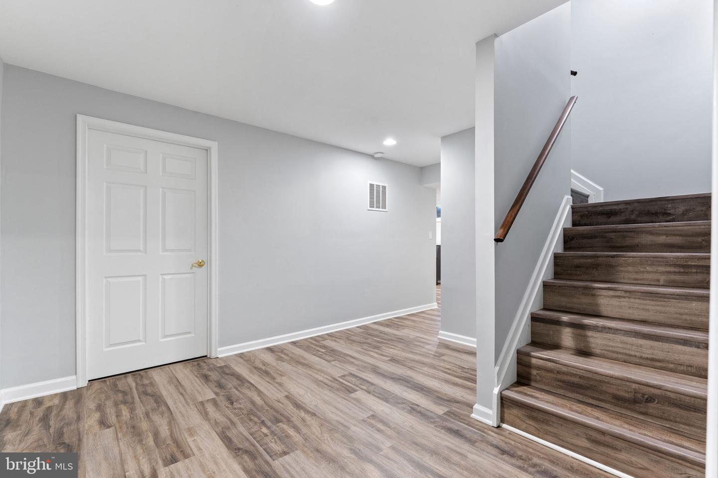 15107 WETHERBURN DR, CENTREVILLE, Virginia 20120, 6 Bedrooms Bedrooms, ,4 BathroomsBathrooms,Residential,For sale,15107 WETHERBURN DR,VAFX2257532 MLS # VAFX2257532