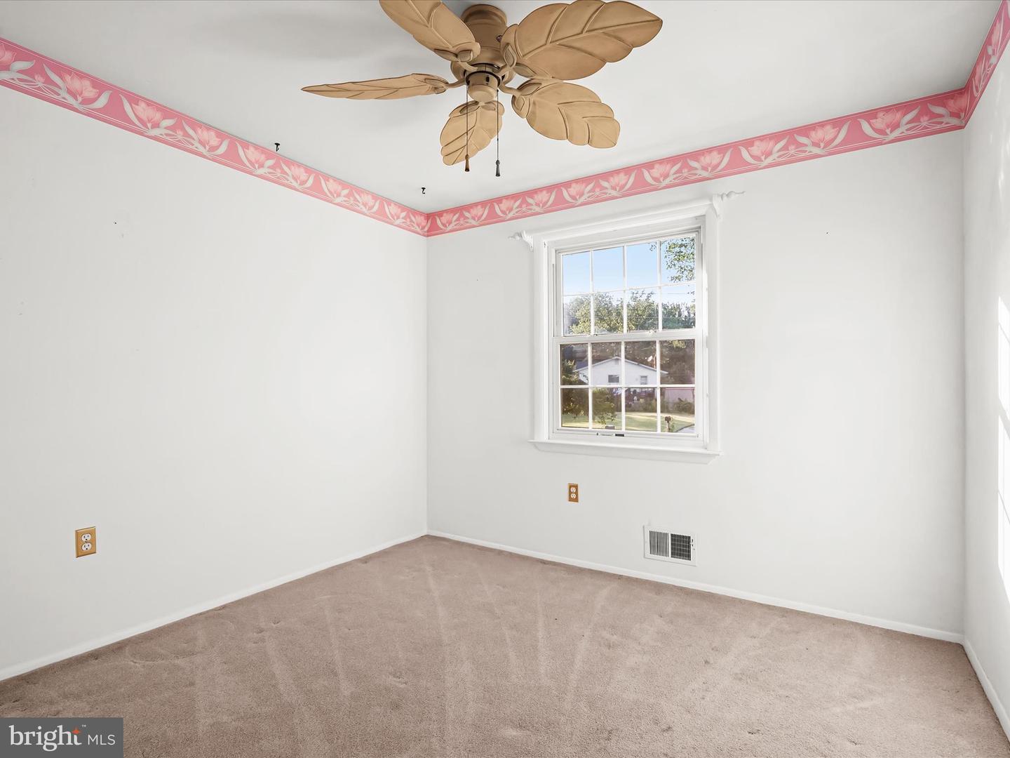 7605 MCCLOUD CT, LORTON, Virginia 22079, 3 Bedrooms Bedrooms, ,2 BathroomsBathrooms,Residential,For sale,7605 MCCLOUD CT,VAFX2257530 MLS # VAFX2257530