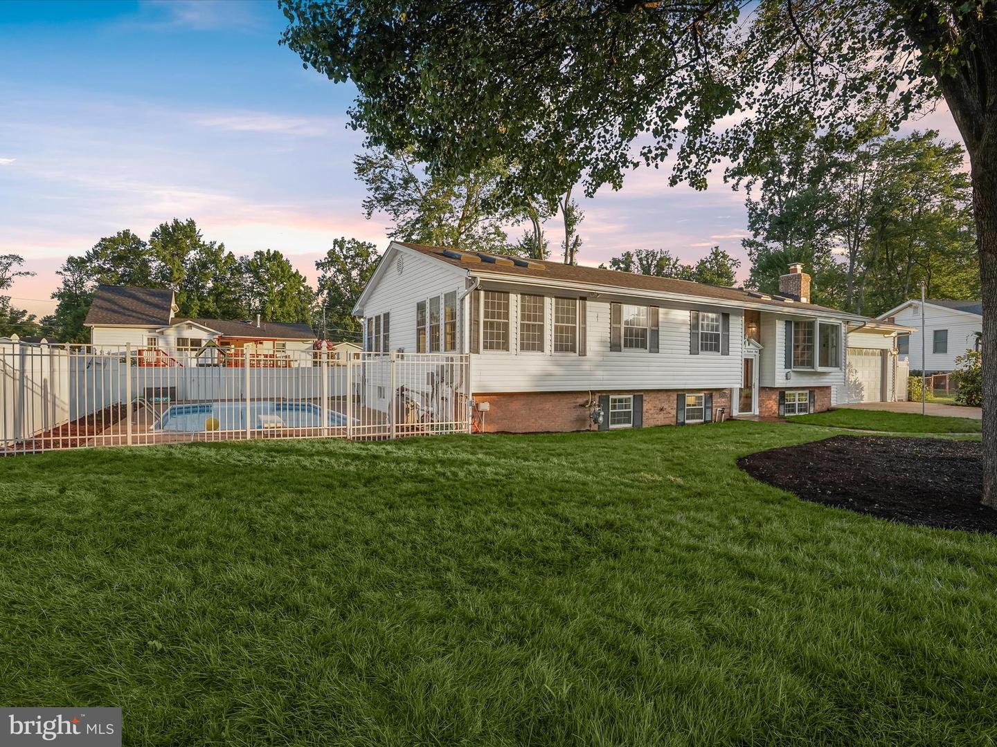 7605 MCCLOUD CT, LORTON, Virginia 22079, 3 Bedrooms Bedrooms, ,2 BathroomsBathrooms,Residential,For sale,7605 MCCLOUD CT,VAFX2257530 MLS # VAFX2257530