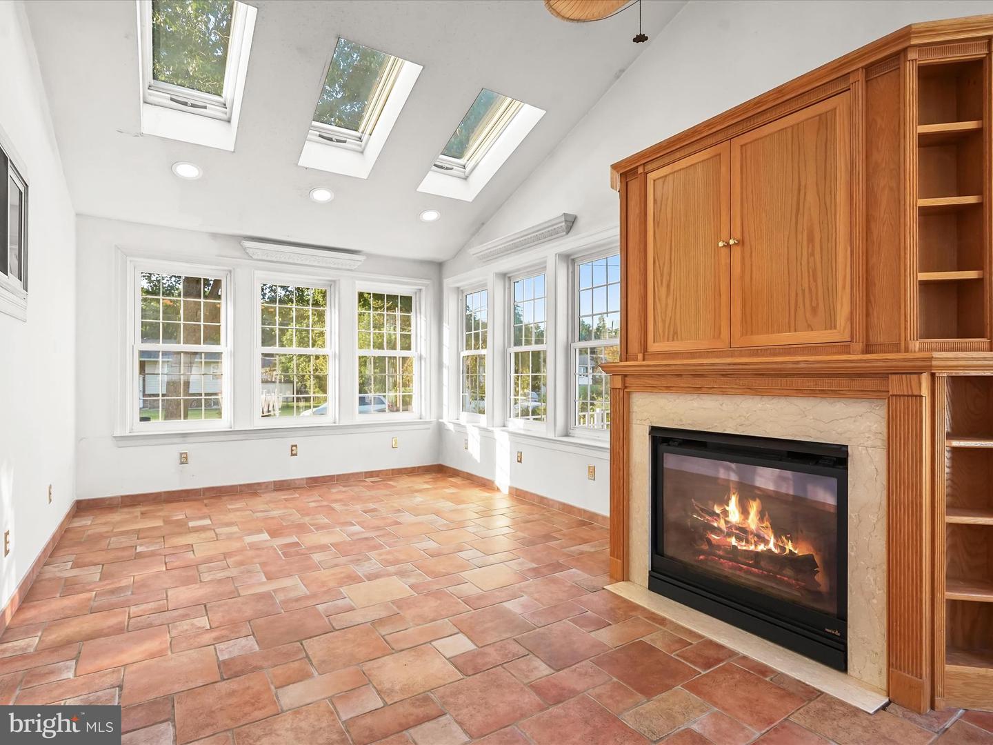 7605 MCCLOUD CT, LORTON, Virginia 22079, 3 Bedrooms Bedrooms, ,2 BathroomsBathrooms,Residential,For sale,7605 MCCLOUD CT,VAFX2257530 MLS # VAFX2257530