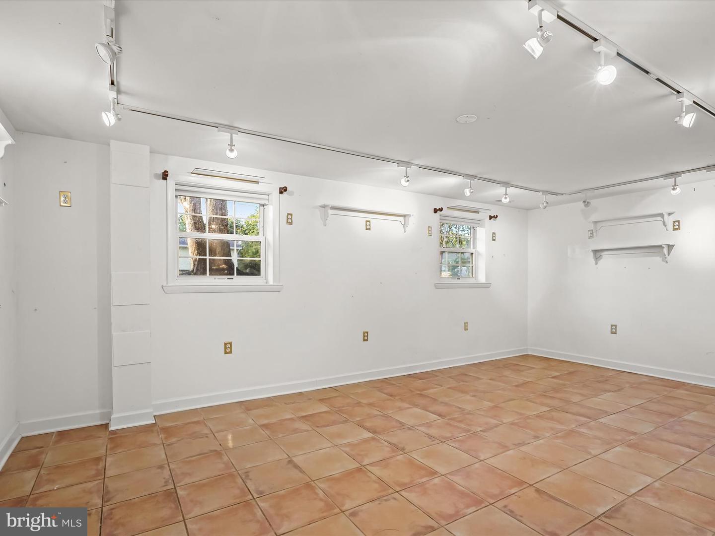 7605 MCCLOUD CT, LORTON, Virginia 22079, 3 Bedrooms Bedrooms, ,2 BathroomsBathrooms,Residential,For sale,7605 MCCLOUD CT,VAFX2257530 MLS # VAFX2257530